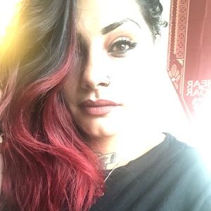 Meet your Posher, Helena